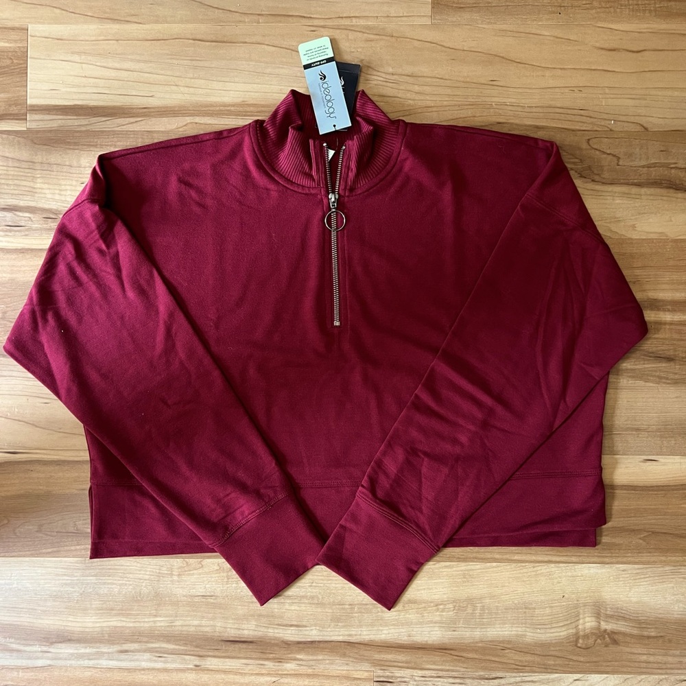 Women’s 3/4 Zip Cropped Pullover -Size Large NWT